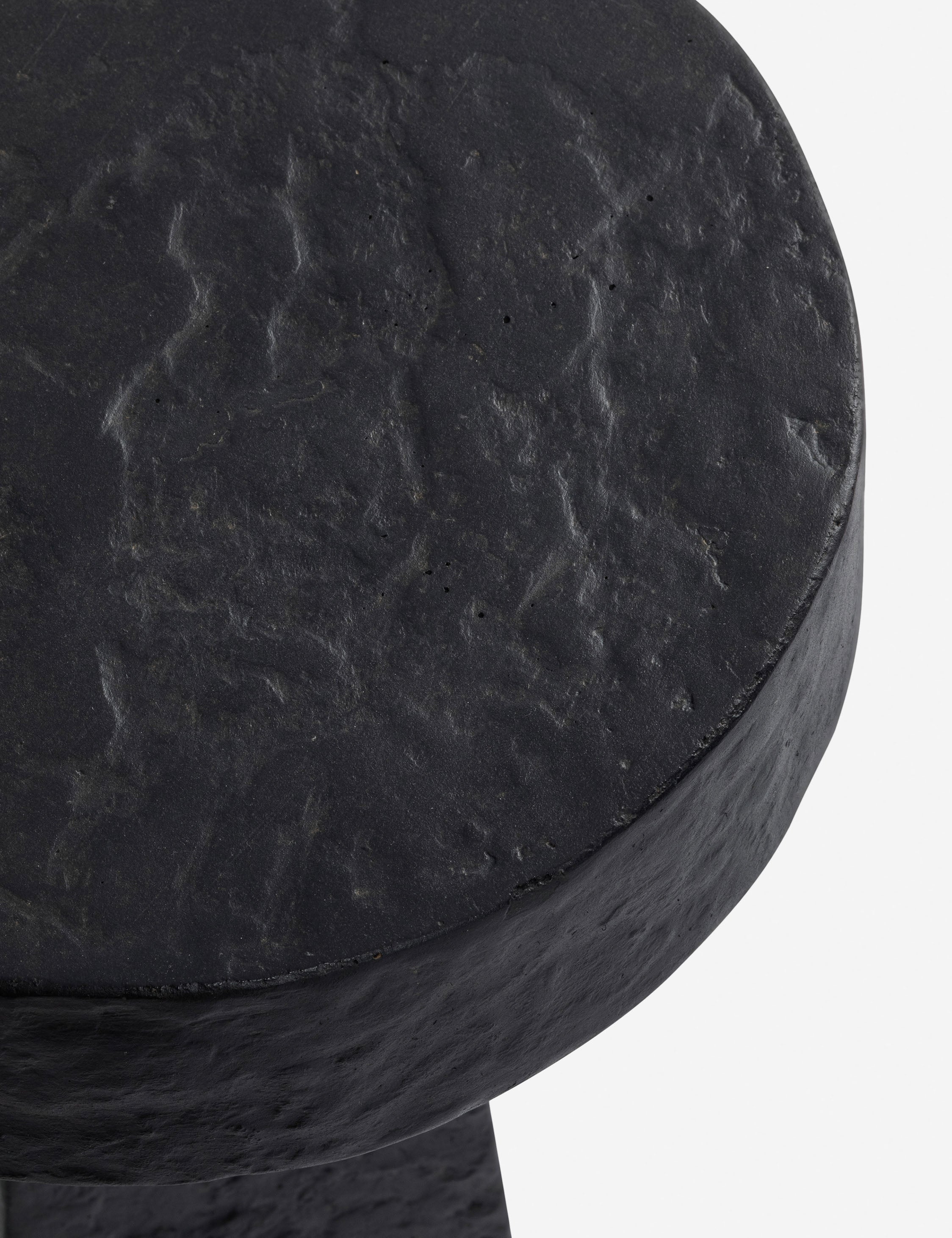 Olesya Indoor / Outdoor Round Side Table