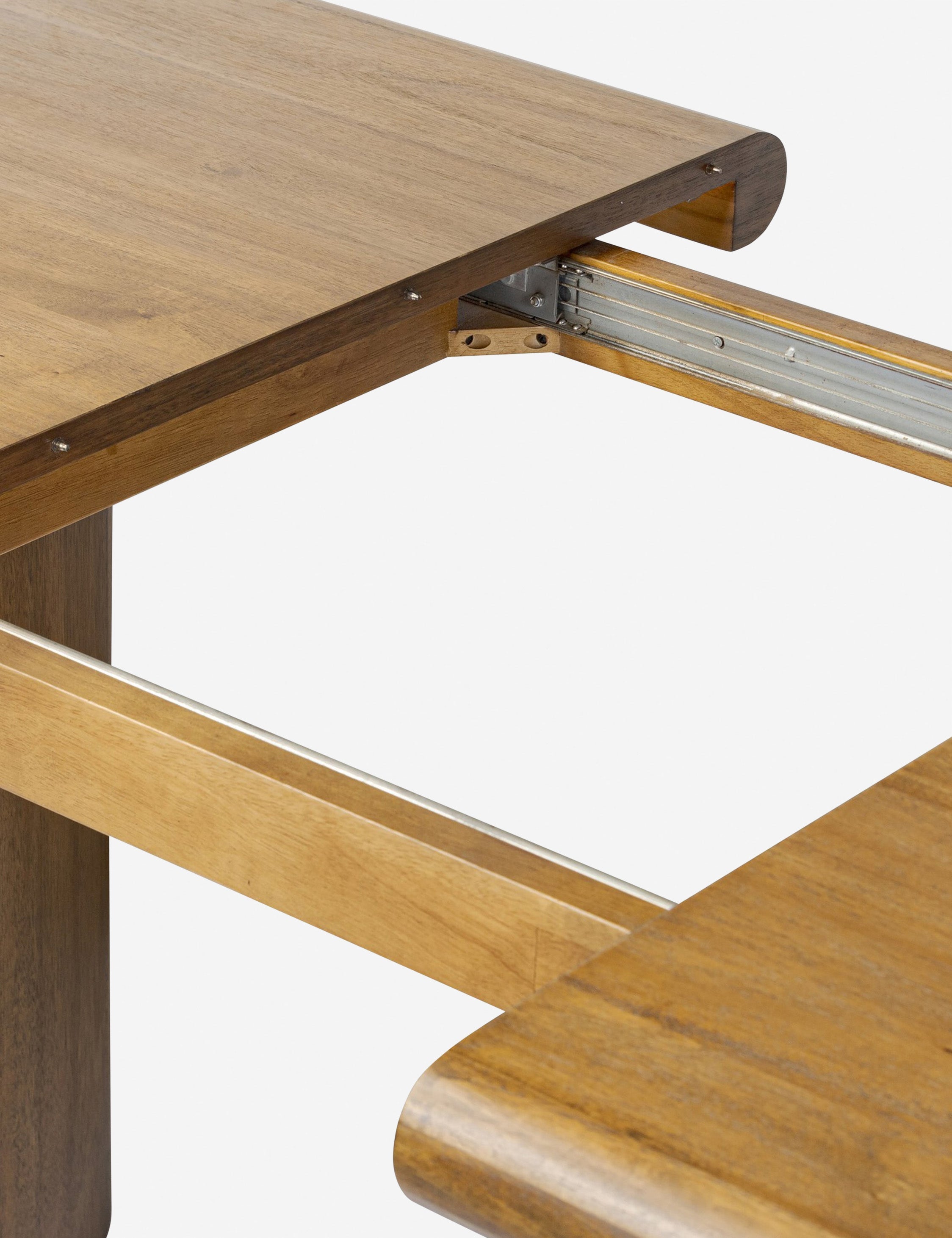 Gilda Extendable Oval Dining Table