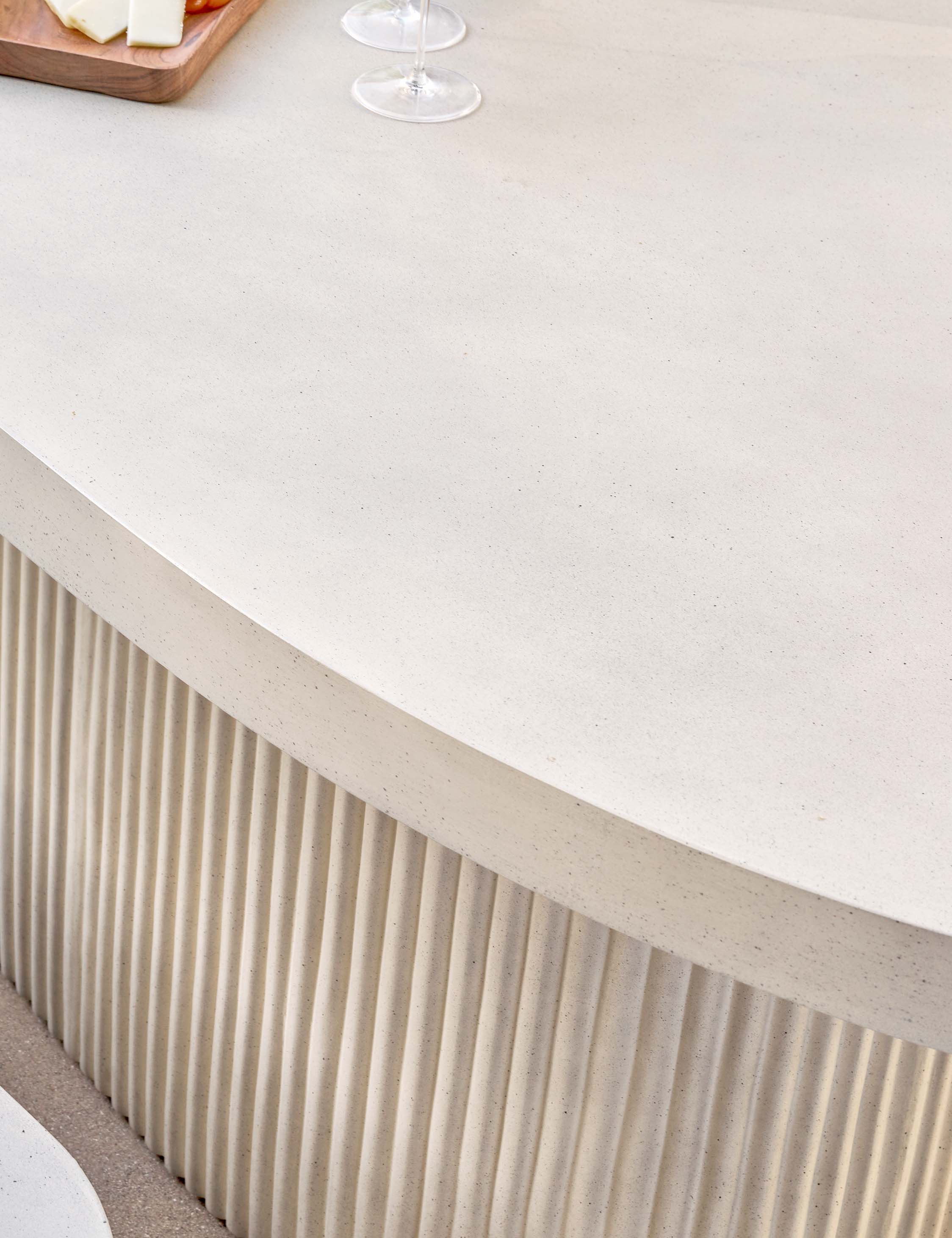 Lelia Indoor / Outdoor Oval Dining Table