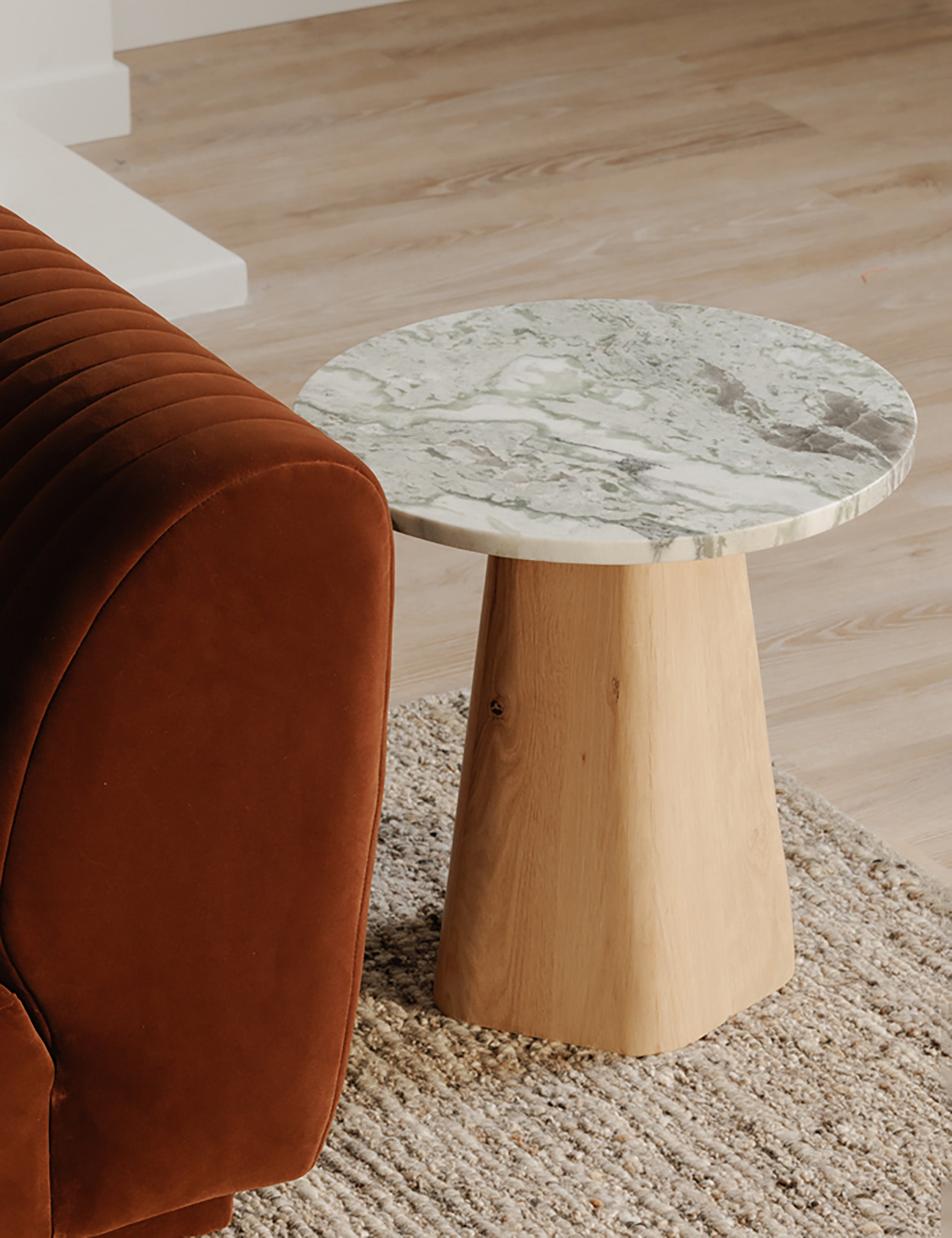 Hendel Round Side Table