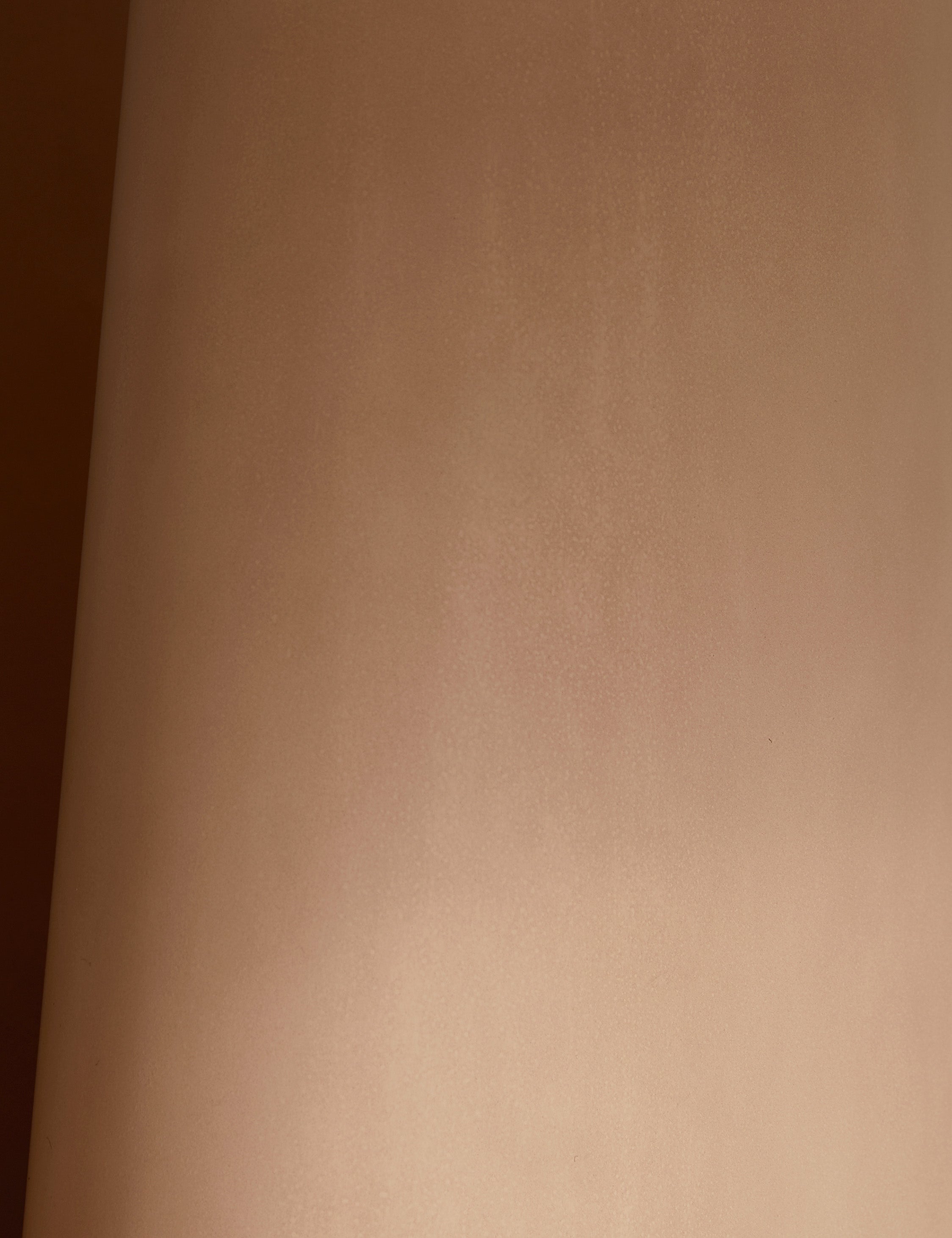 Keating Indoor / Outdoor Round Dining Table