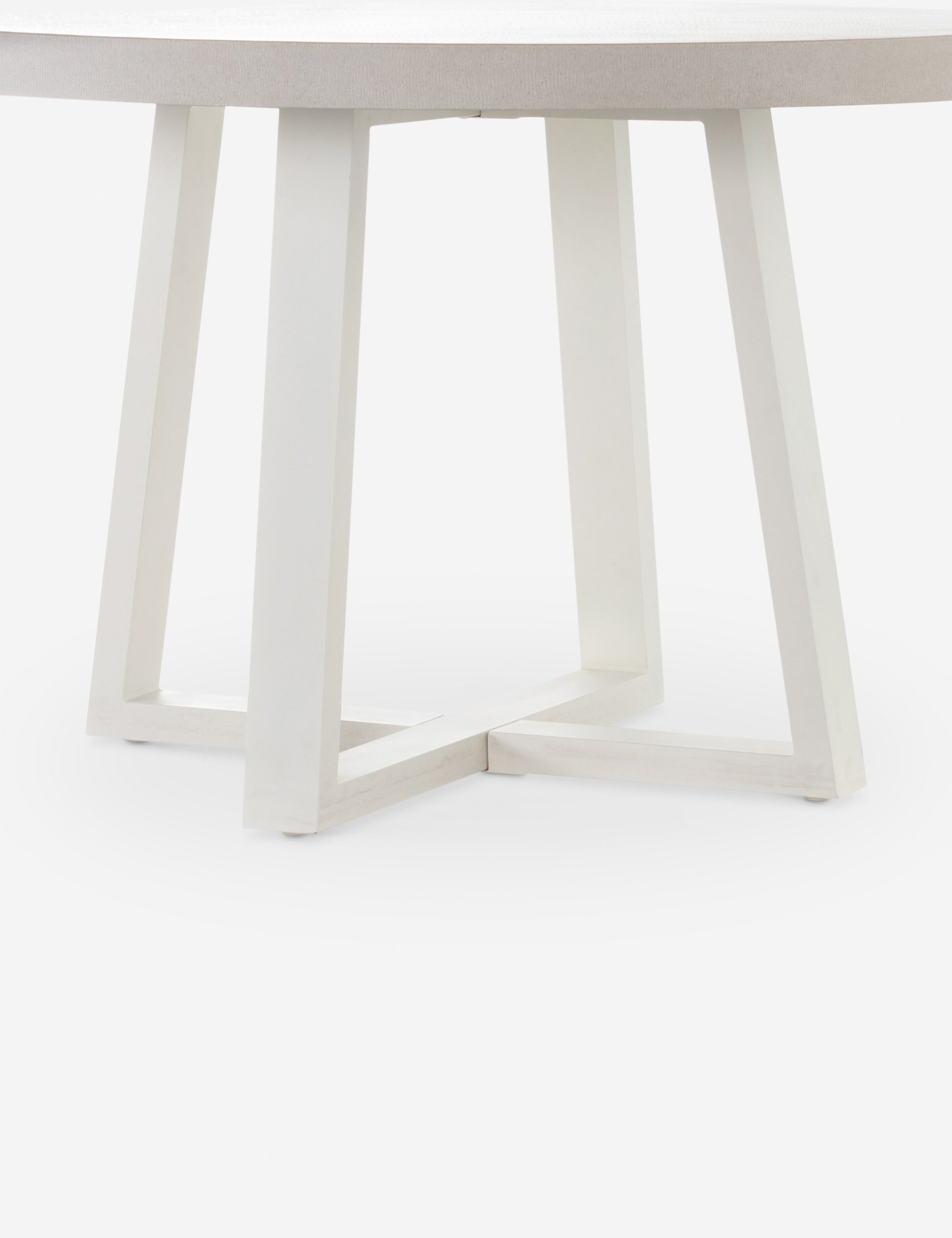 Hollis Indoor / Outdoor Round Dining Table