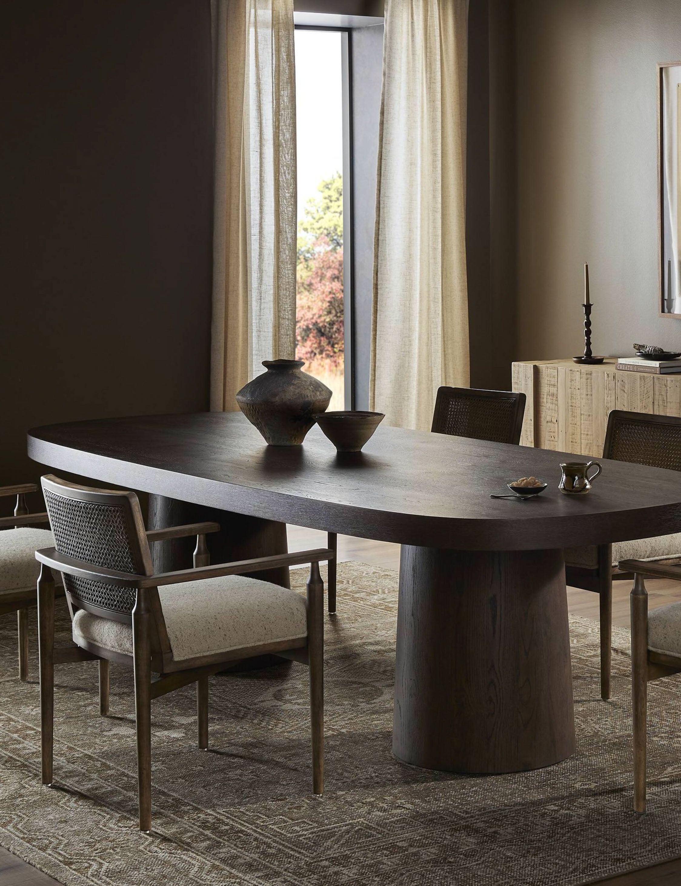 Rosaldo Oval Dining Table