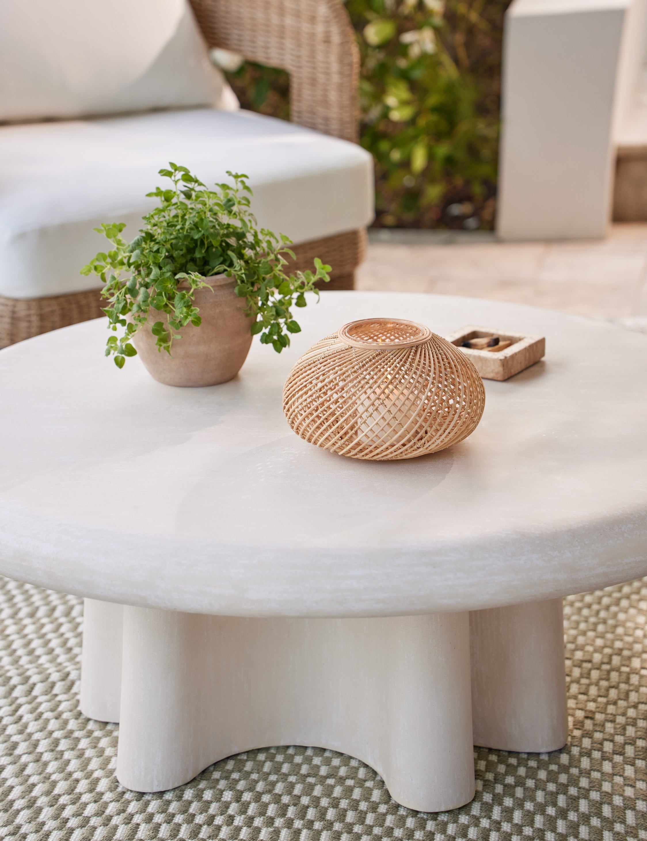 Ruiz Indoor / Outdoor Round Coffee Table