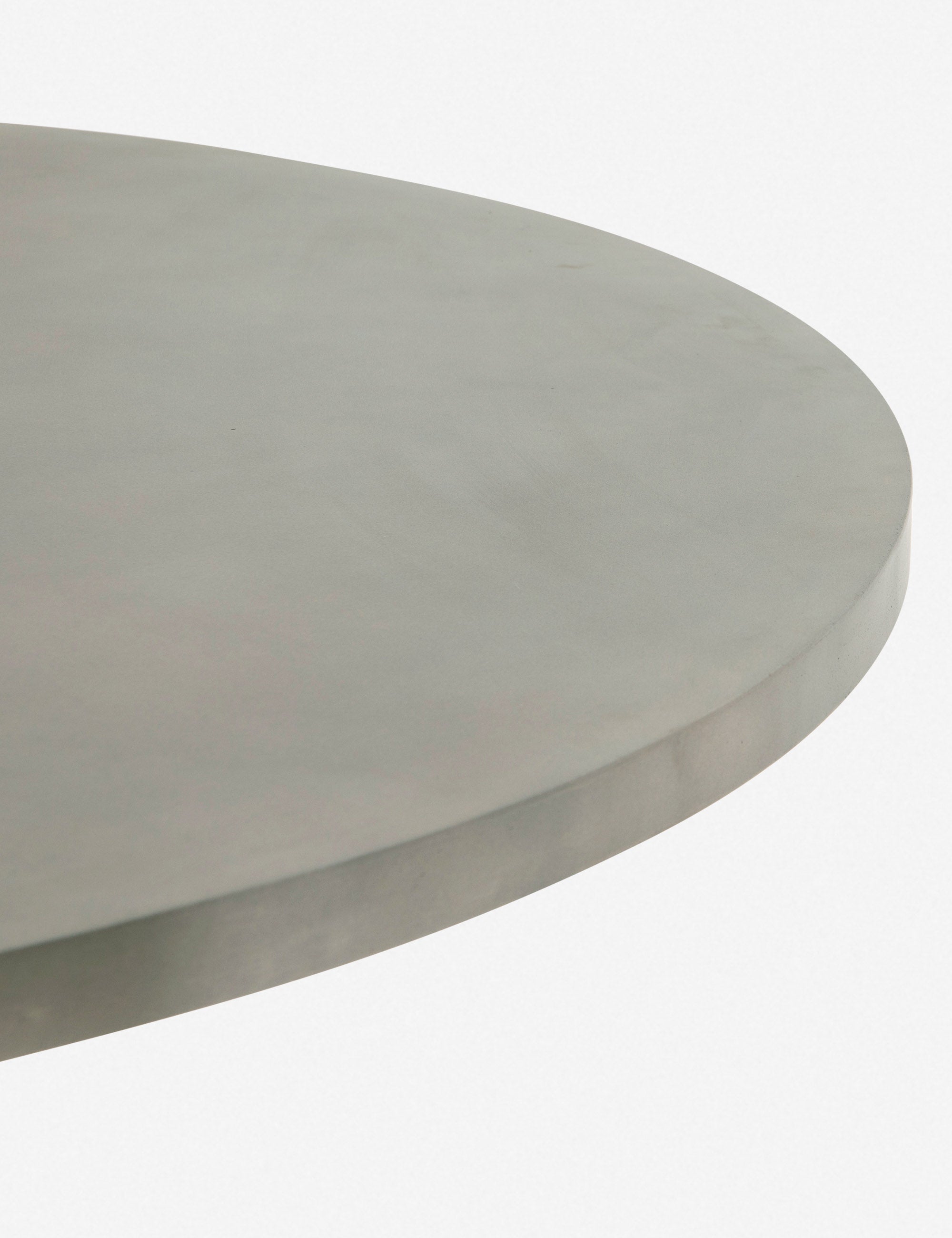 Schuller Indoor / Outdoor Round Dining Table