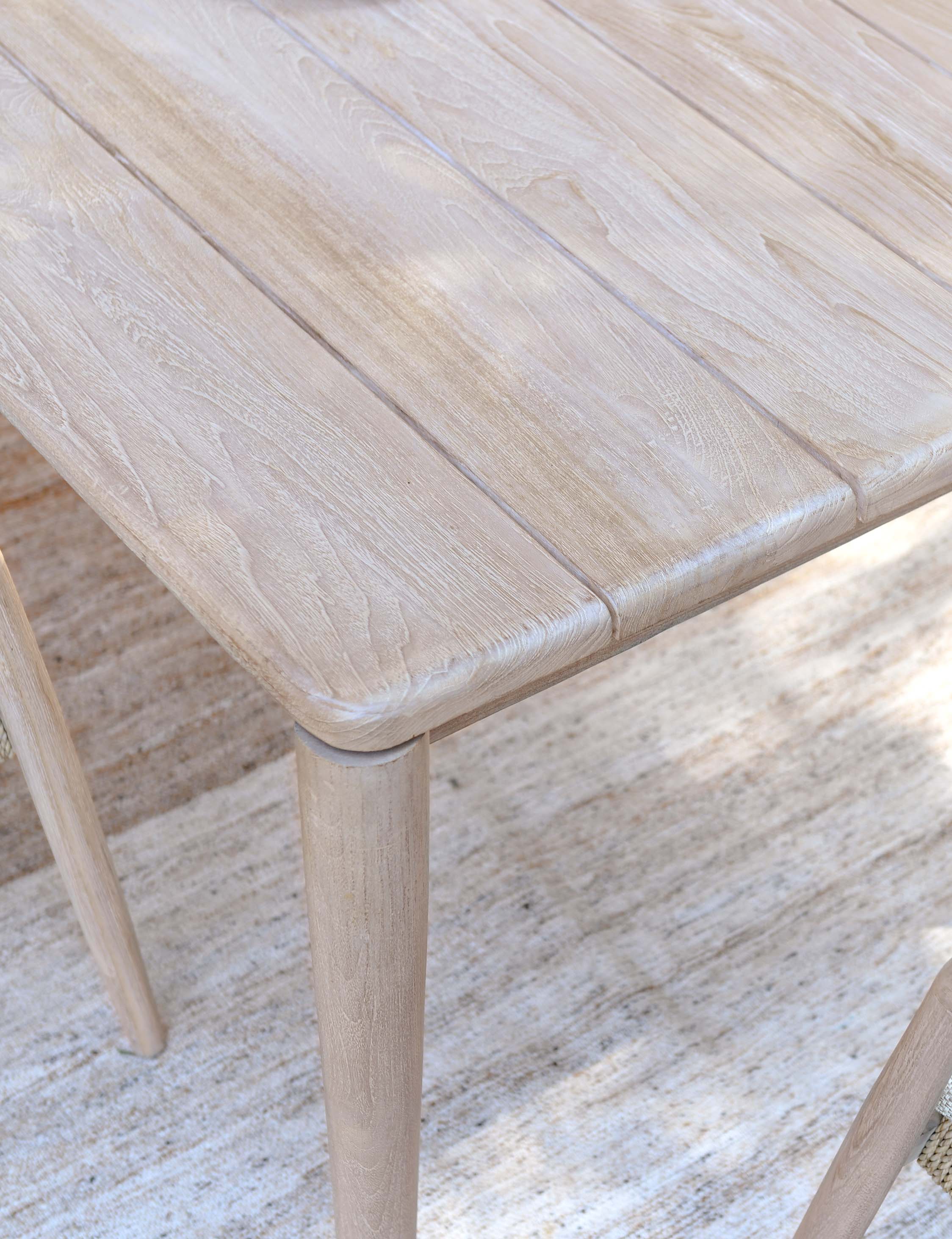 Bella Indoor / Outdoor Dining Table