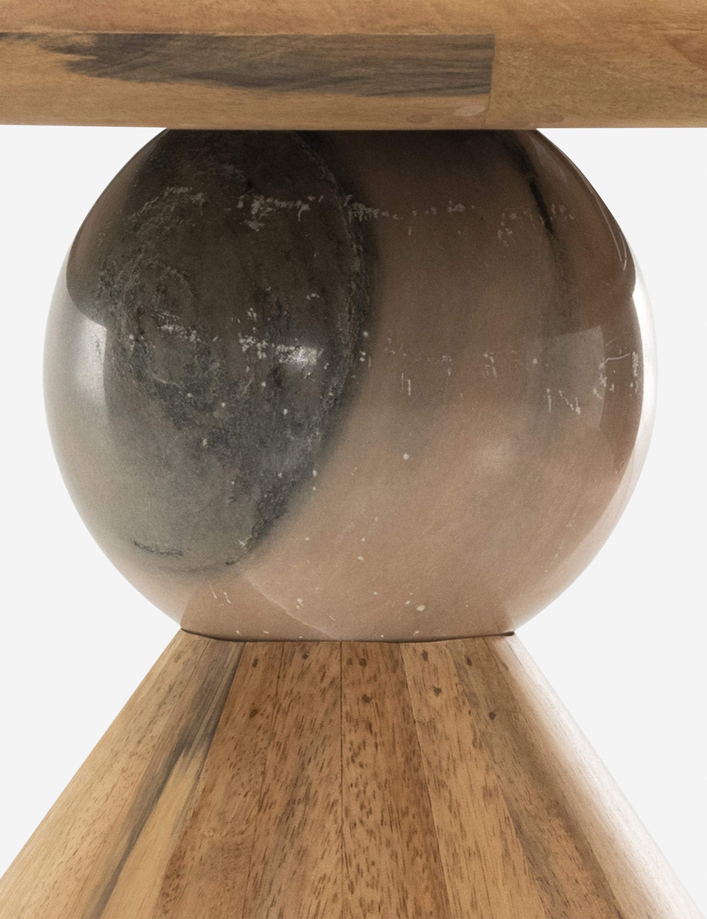 Jasmine Round Dining Table