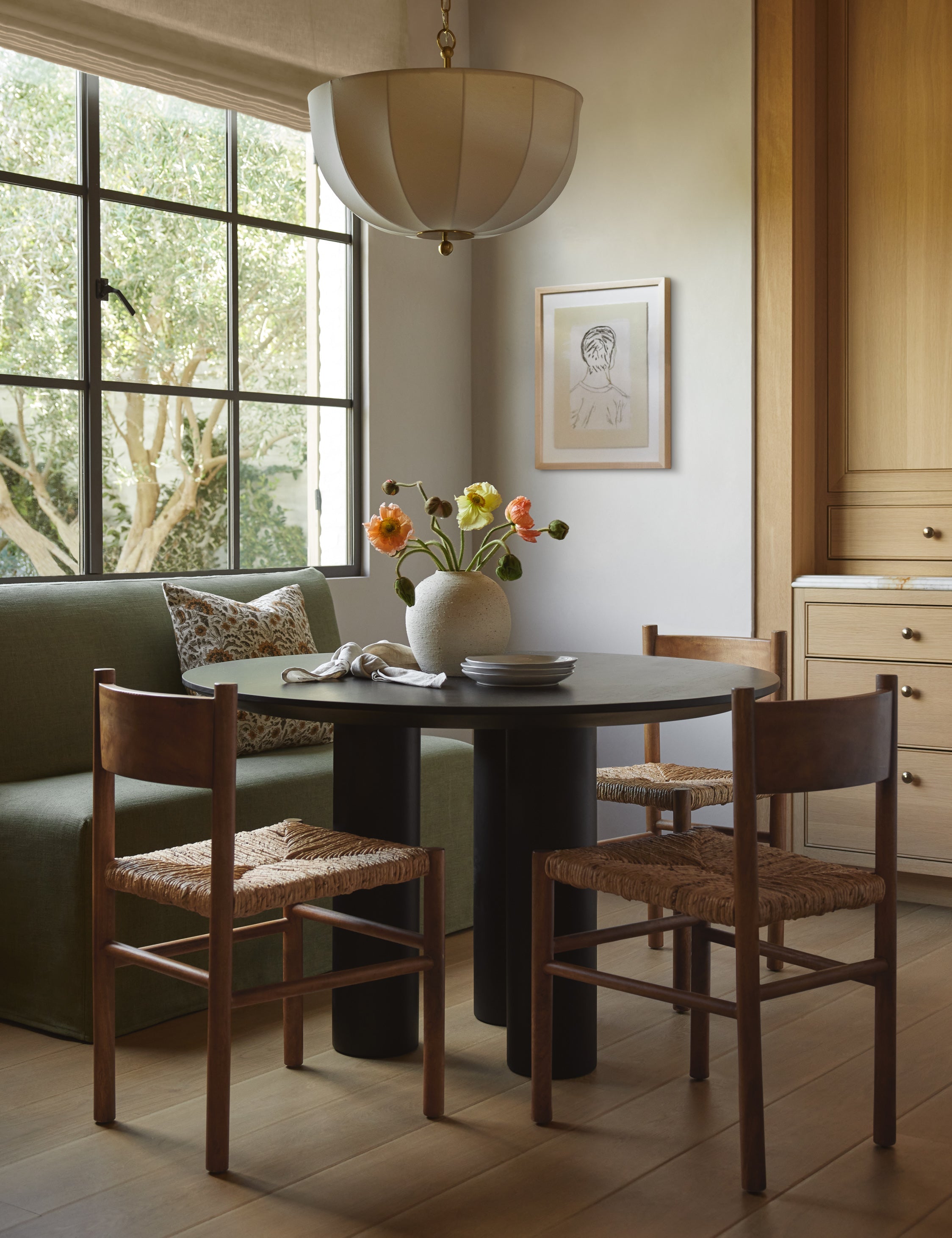 Mojave Round Dining Table