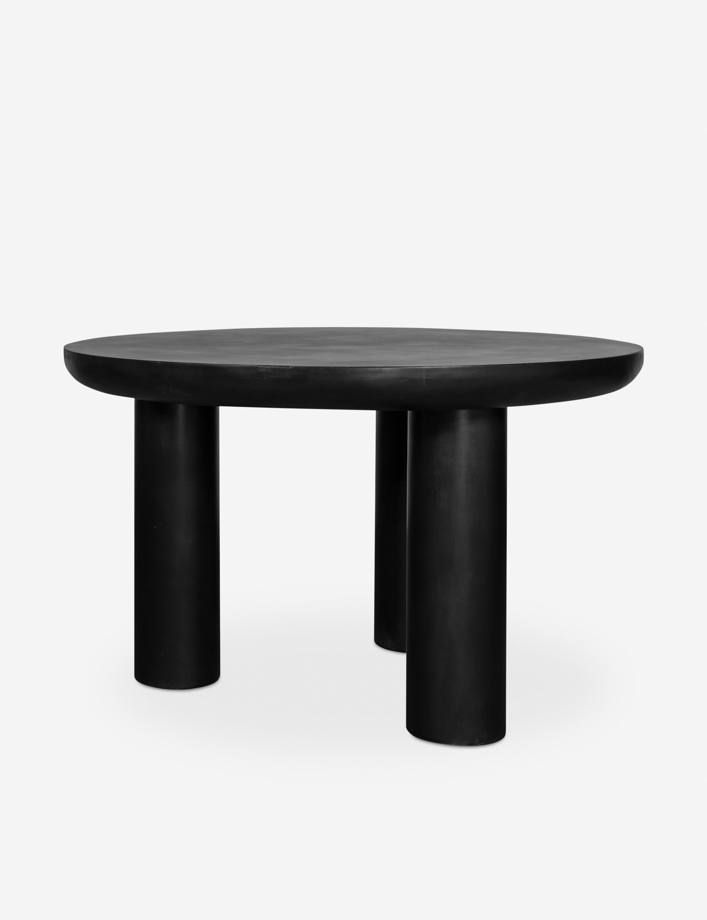 Peagan Indoor / Outdoor Round Dining Table