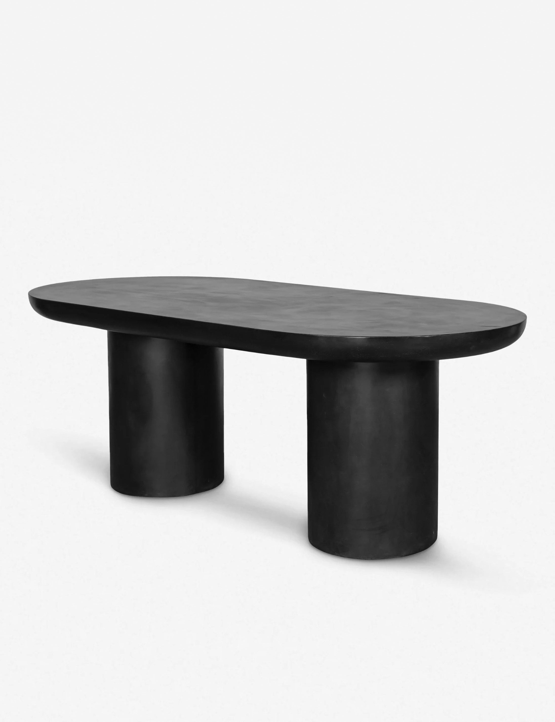 Peagan Indoor / Outdoor Oval Dining Table