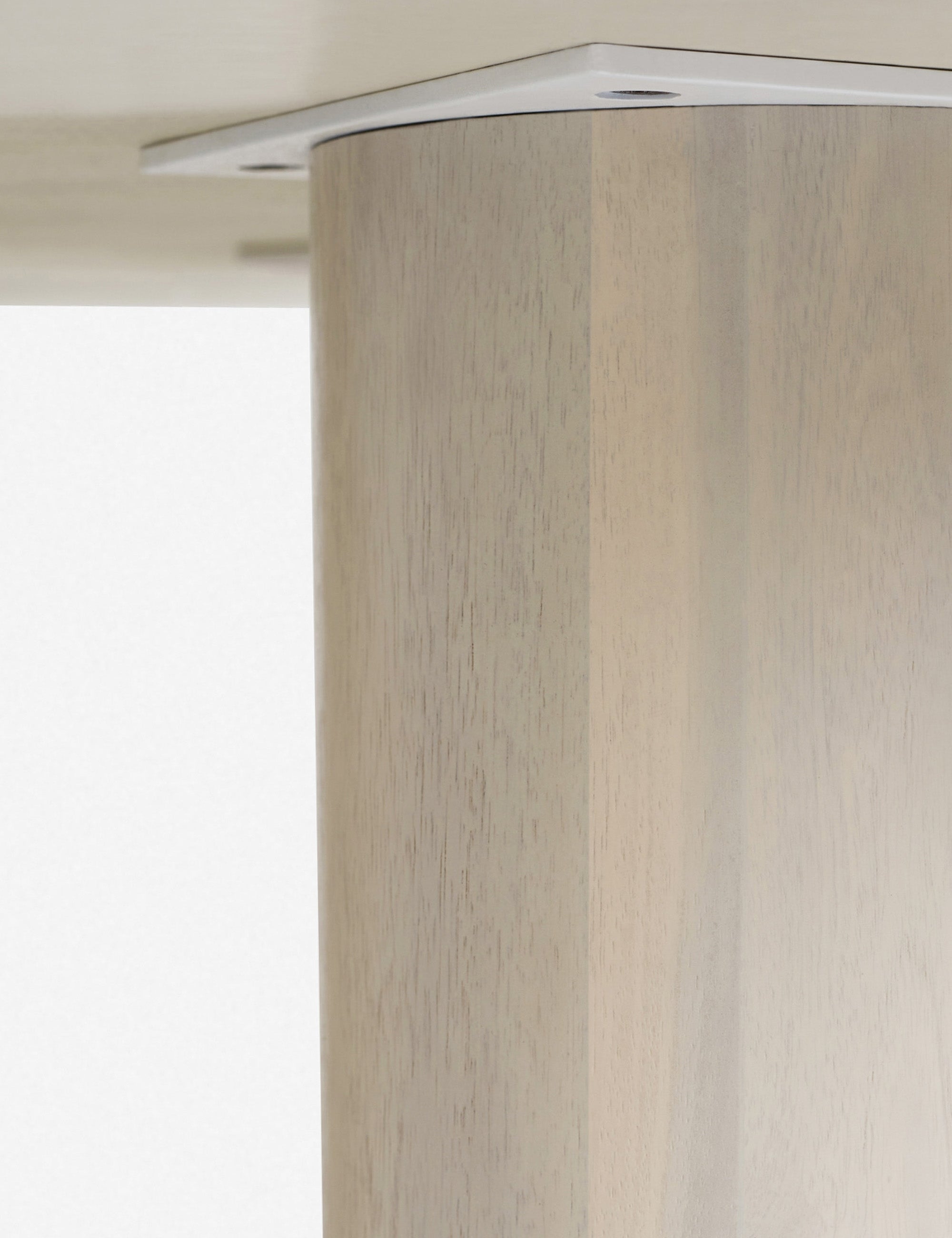 Mojave Round Dining Table